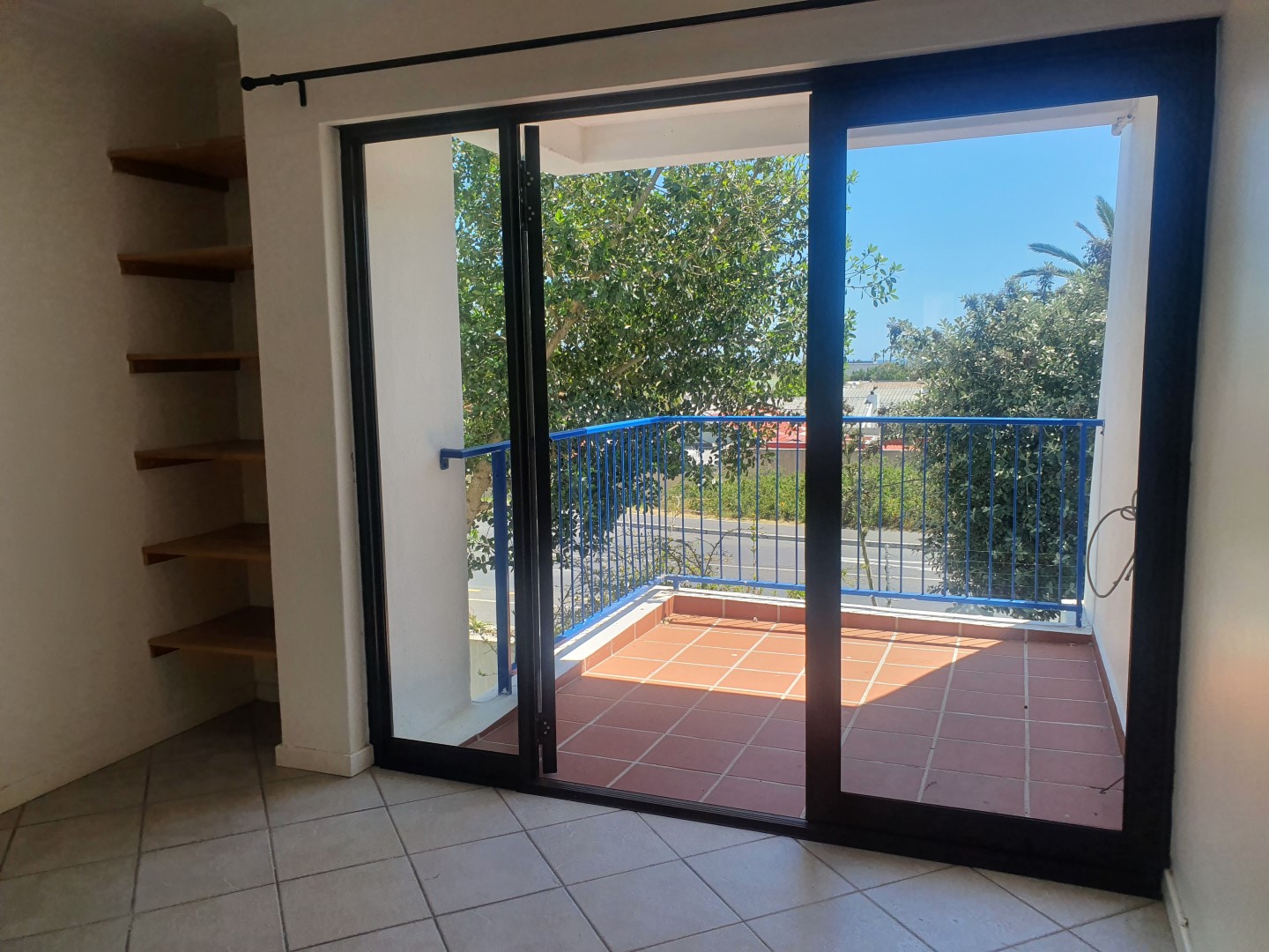 To Let 1 Bedroom Property for Rent in Melkbosstrand Central Western Cape